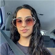 Profesora motivadora y dinámica para dar clases de manera lúdica e innovadora atendiendo a las necesidades de mis alumnos/as.